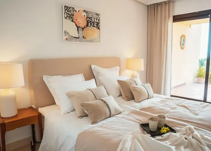 Los Pinos, 2 Bedroom Apartment With Panoramic View